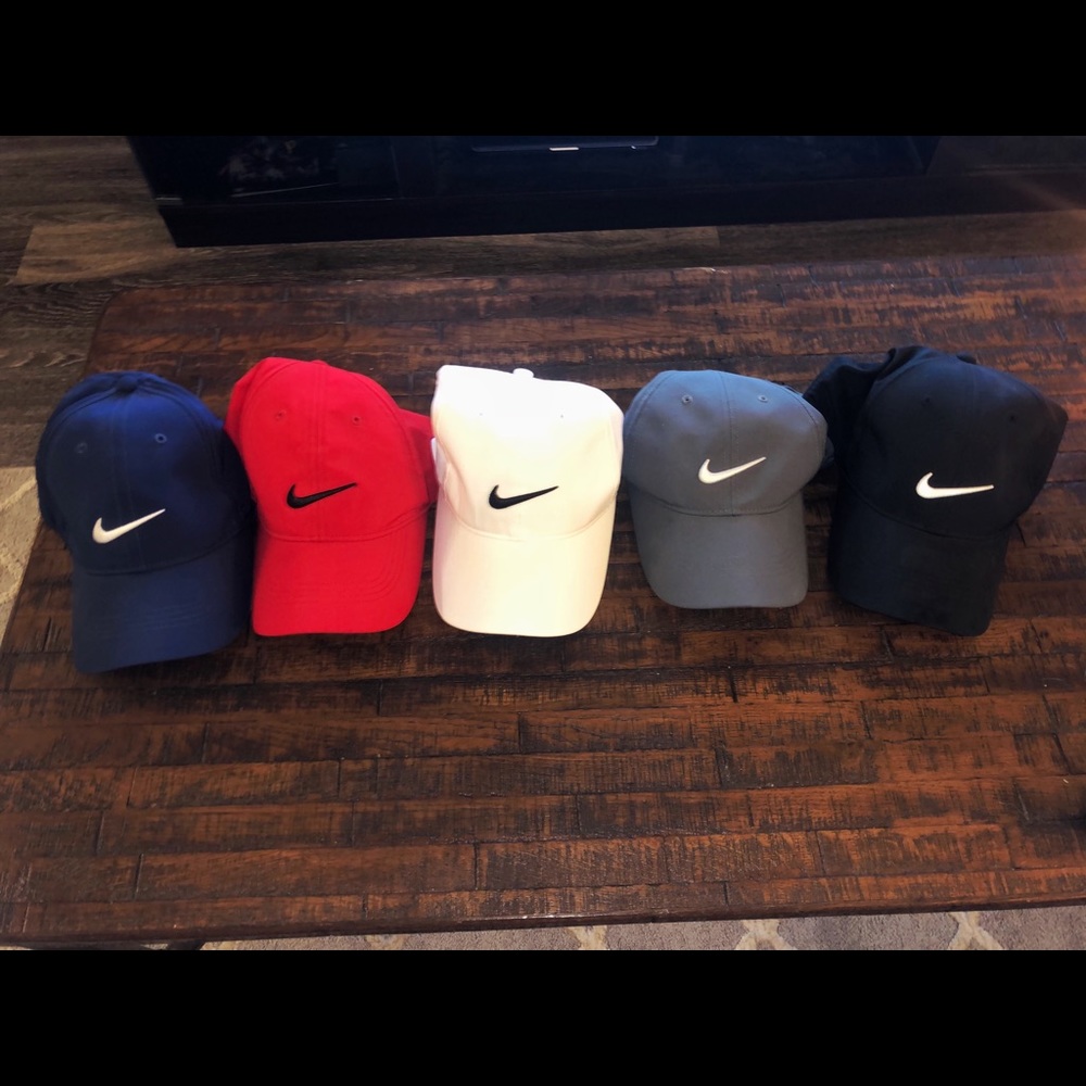 5 Nike Golf Caps for $35